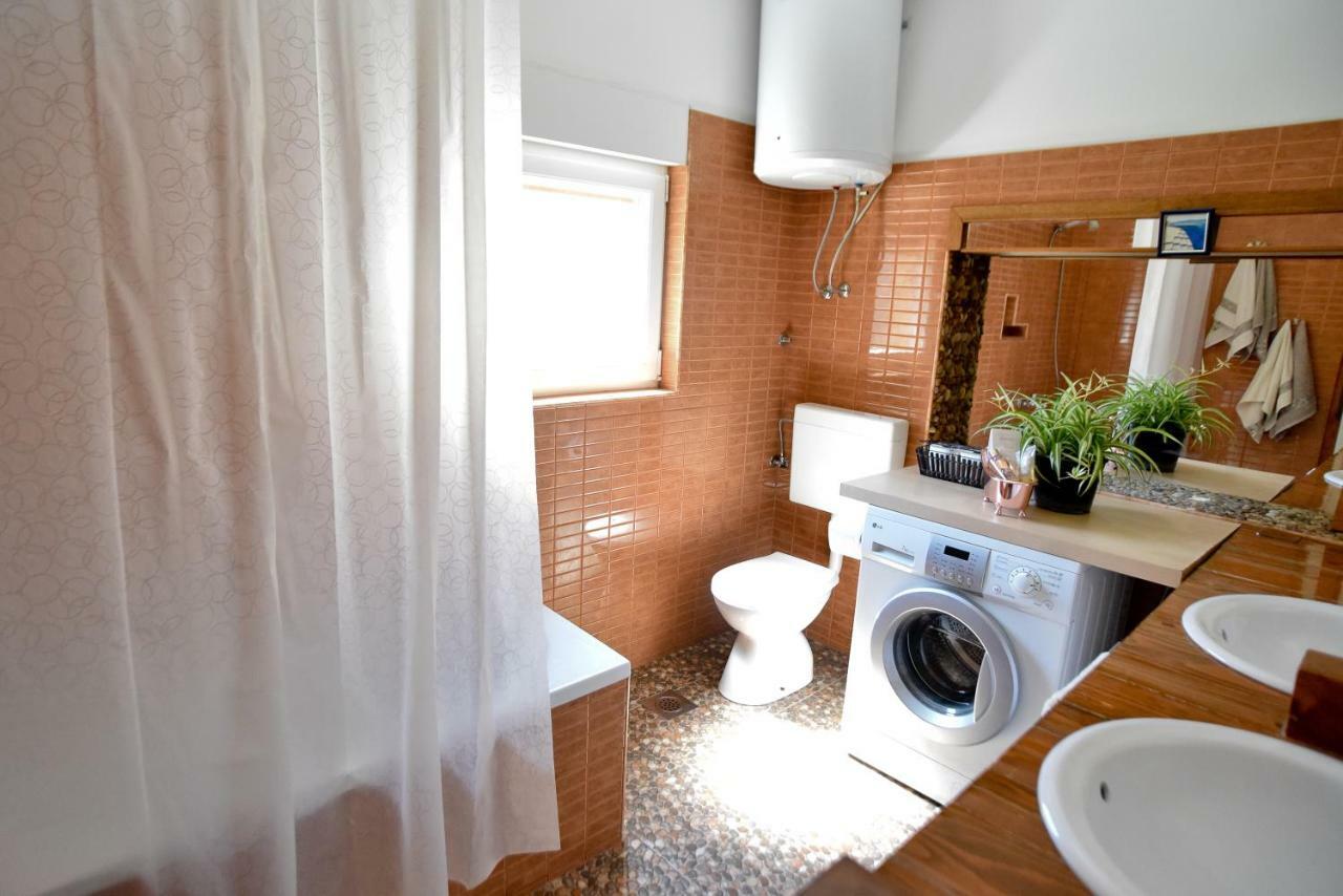 Mihaela Apartment Zadar Luaran gambar